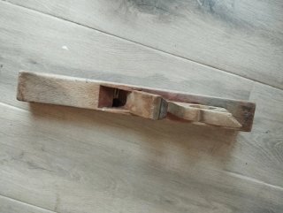 GARLOPA DE MADERA MUY ANTIGUA