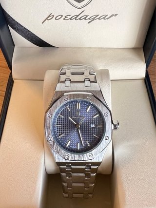 Reloj Poedagar nuevo.