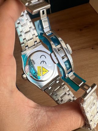 Reloj Poedagar nuevo.
