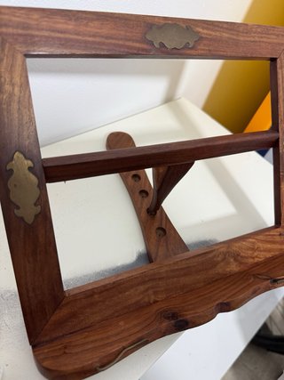 Atril de madera estilo indio