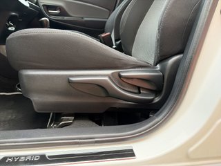 Toyota Yaris 1.5 Hybrid Active 74 kW (100 CV)