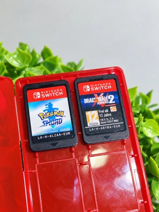 Juegos Pokémon espada y Dragon Ball xenoverse 2