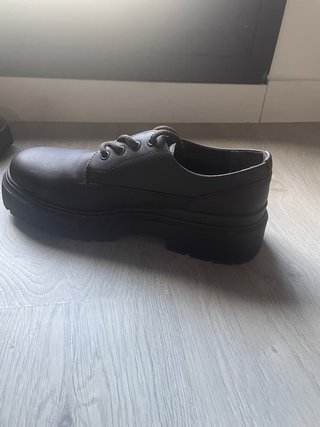 Zapatos Bershka Marrones Talla 40