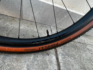 Juego Ruedas Gravel Velomann V24G