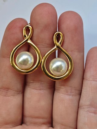 Pendientes acero inoxidable dorados con perlas