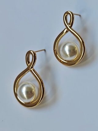 Pendientes acero inoxidable dorados con perlas