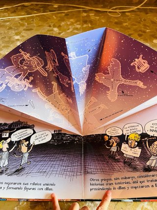 Lote de 3 libros infantiles, dos con popup pop ups