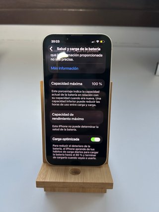 iPhone 13 Apple