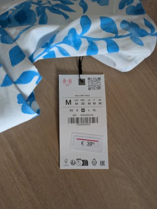 Vestido Zara floral azul y blanco Talla M