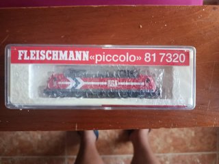 Locomotora Eléctrica Fleischmann HGK escala N