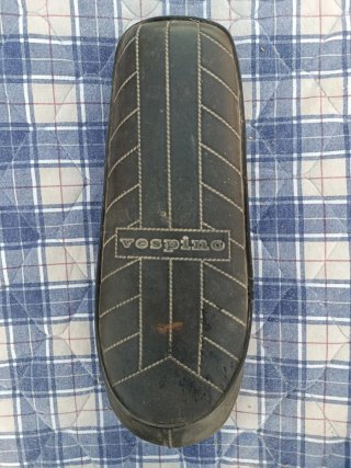 Asiento de moto clásico ,,,,,, Escucha ofertas
