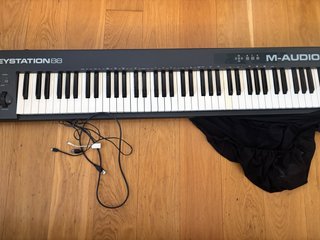 Teclado Controlador M-Audio Keystation 88 II