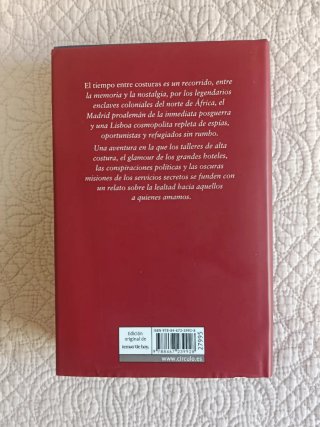 El tiempo entre costuras María Dueñas.