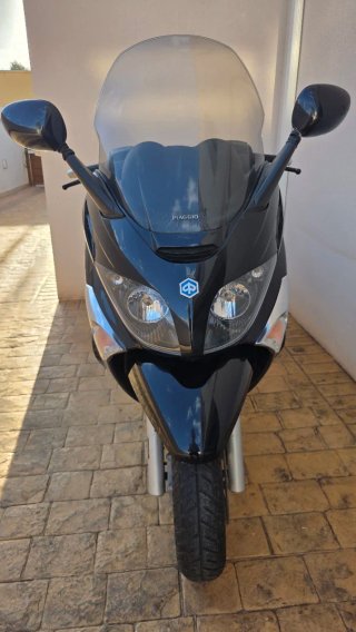 Piaggio X-Evo 250 Gris