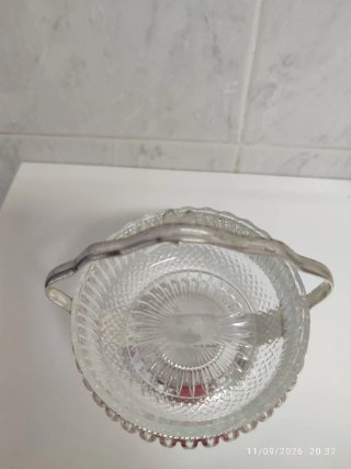 Azucarero de cristal y metal plateado
