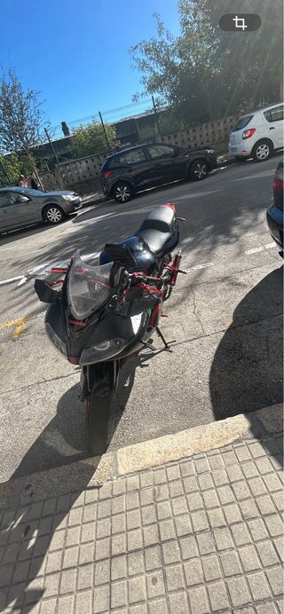 Yamaha TZR Negra Deportiva