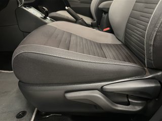 Toyota Auris 140H Hybrid Active (Business Plus) 100 kW (136 CV)
