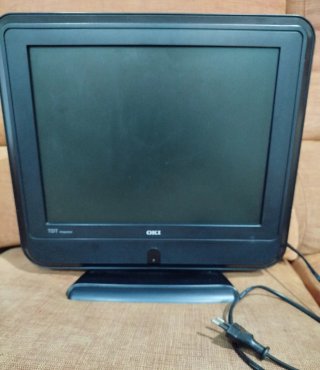 POR TRASLADO TELEVISION OKI 15TDTo PARA ORDENADOR