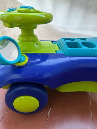 Coche de juguete