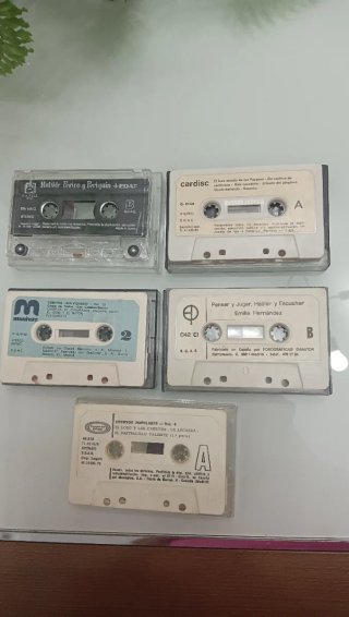 Lote 5 cintas casette cuentos/canciones infantiles