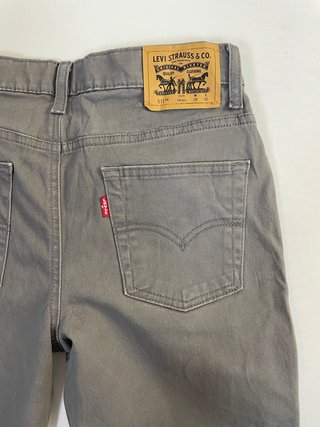 Pantalón Levi's 511 Slim Fit Gris