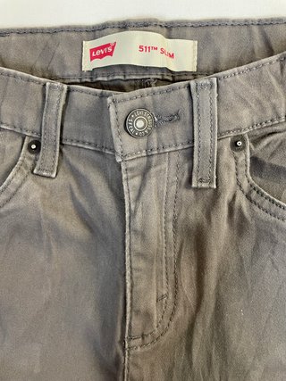 Pantalón Levi's 511 Slim Fit Gris