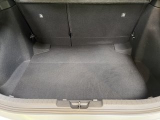 Toyota Corolla 125H Business E-CVT 90 kW (122 CV)