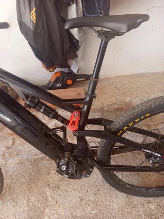 Bicicleta eléctrica carbono montaña GASGAS