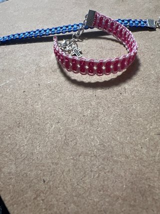 Pulseras Macramé Azul y Rosa con Colgante Cruz