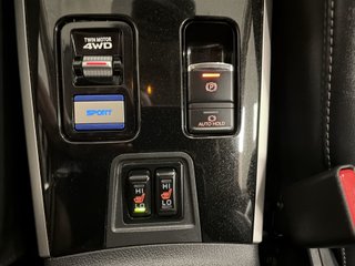 Mitsubishi Outlander 2.4 PHEV Kaiteki 4WD Auto 165 kW (224 CV)
