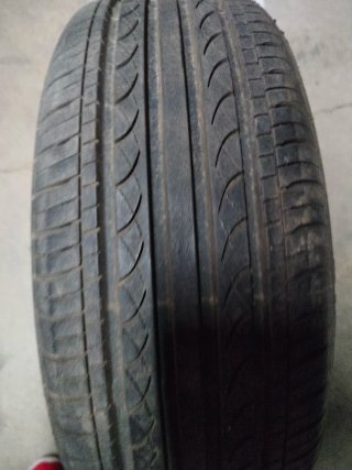 Rueda de repuesto 185/60R14 + batería auto stop