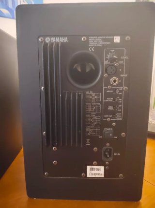 Monitores de estudio Yamaha HS-80M