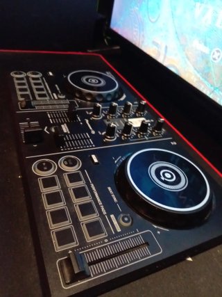 Controlador DJ Pioneer DDJ-200