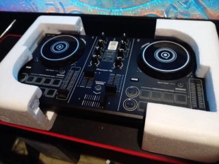 Controlador DJ Pioneer DDJ-200