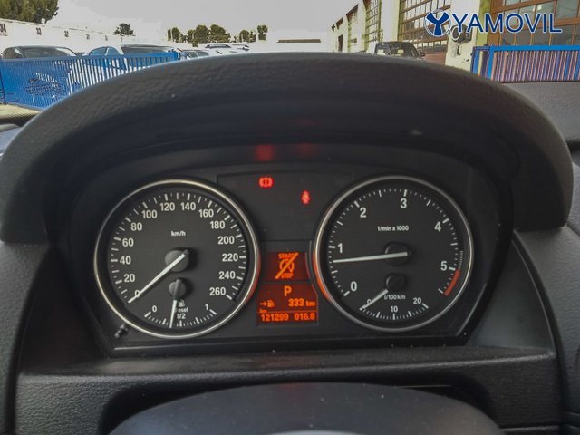 BMW X1 sDrive18d 105 kW (143 CV)