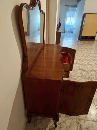 Aparador antiguo caoba con espejo