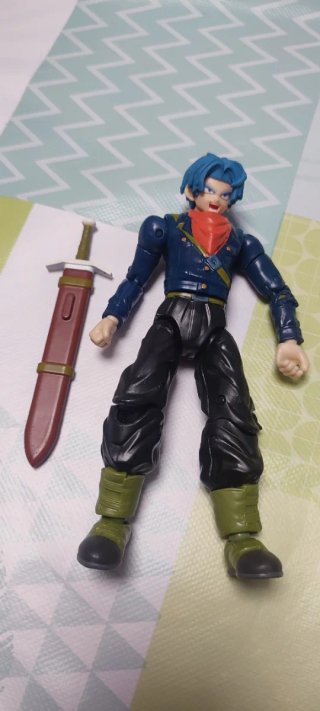 Figura Acción Trunks Dragon Ball Bandai 17cm