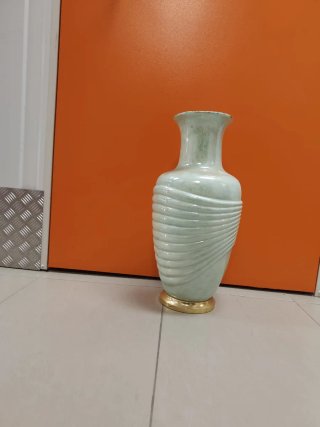 Jarrón Cerámica Metal Dorado Verde