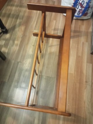 Mesa baja cristal y madera