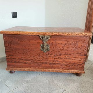 Baúl Madera Maciza Tallada Antiguo