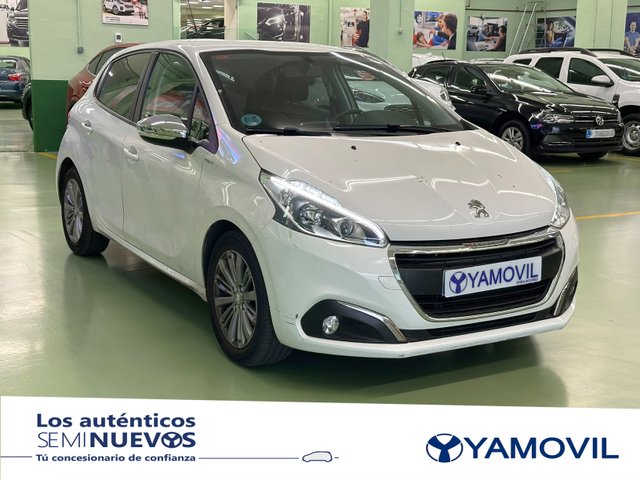 Peugeot 208 1.2 PureTech Style 60 kW (82 CV)
