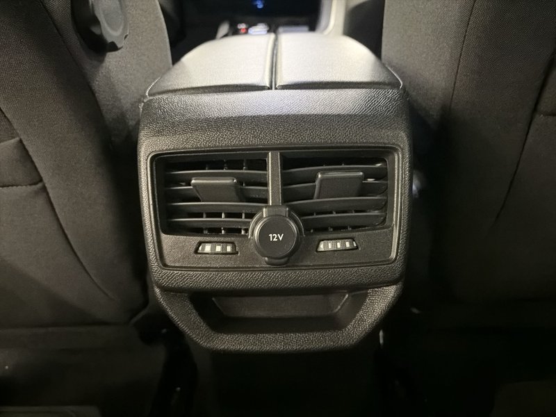 Peugeot 3008 2023, foto 24