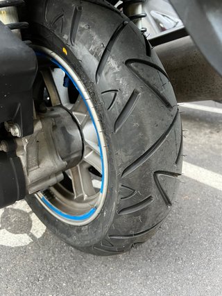 Suzuki Burgman 125 Blanca - carnet B A1