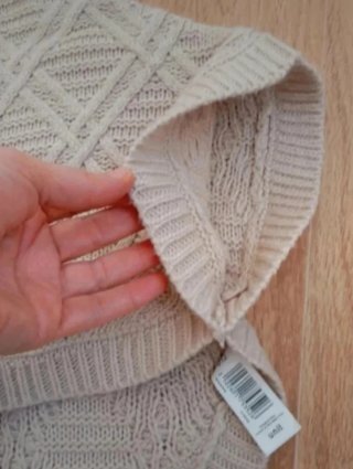 Poncho de punto beige niña talla 12