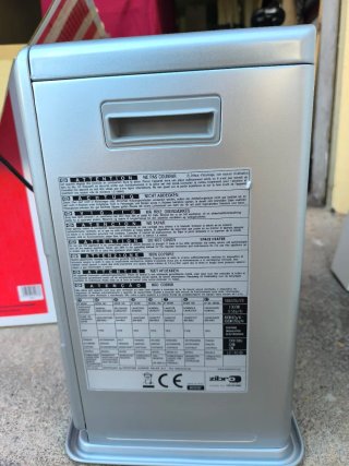 Estufa Parafina Toyotomi Gris