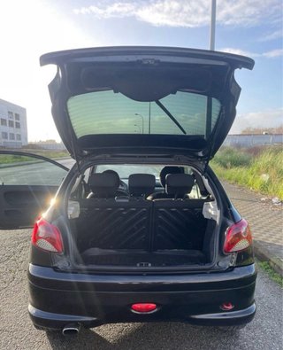 Peugeot 206 2.0 hdi