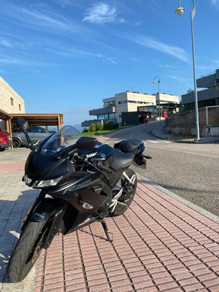 Yamaha YZF R125
