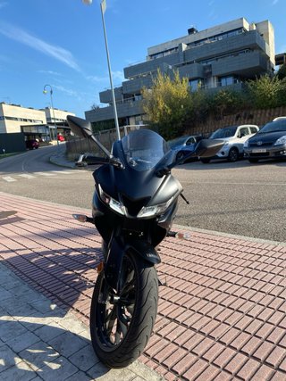 Yamaha YZF R125