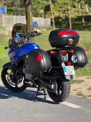 Moto Suzuki Vstrom DL 650 (A2) 2009