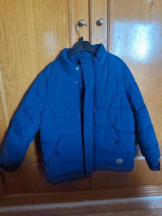 Parka azul talla 9.10 como nueva